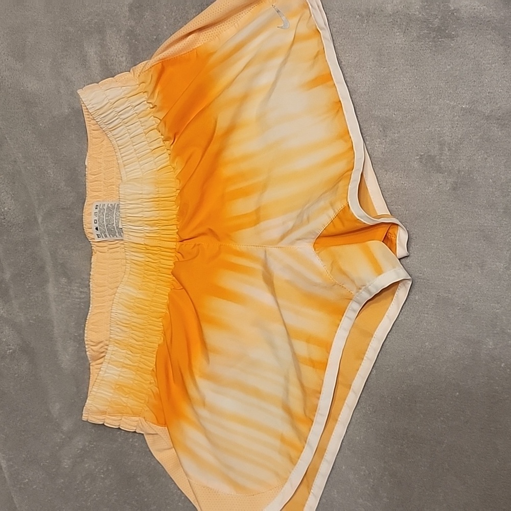 Super cute nike shorts